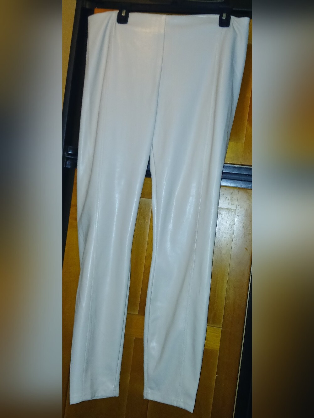 Women's Nicole Miller New York Faux Leather Beige Leggings Size Large